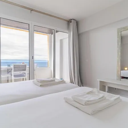 Floor Arriaga 804 * فونشال