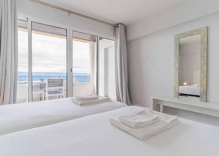 Floor Arriaga 804 * פונשל